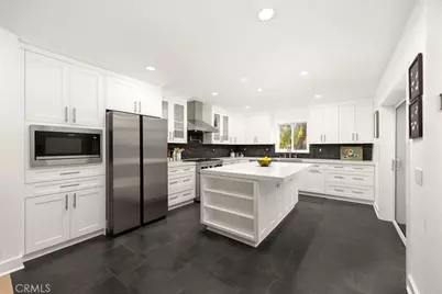 3929 El Moreno, La Crescenta, CA 91214 - Photo 17