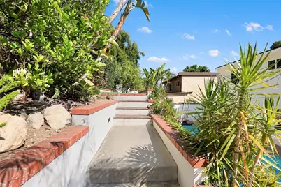 3929 El Moreno, La Crescenta, CA 91214 - Photo 41