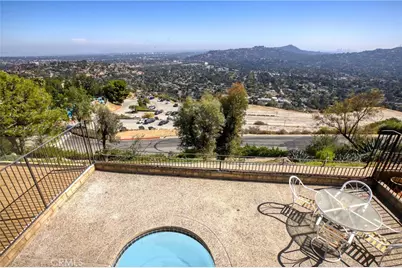 750 Galaxy Heights, La Canada Flintridge, CA 91011 - Photo 11
