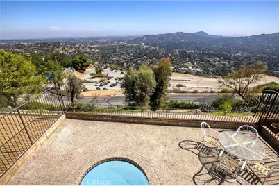 750 Galaxy Heights, La Canada Flintridge, CA 91011 - Photo 11