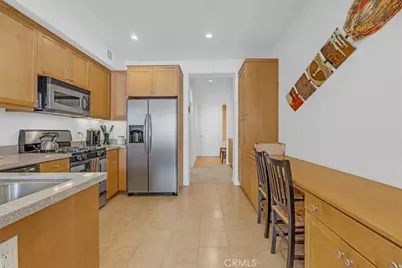201 E Angeleno Avenue #326, Burbank, CA 91502 - Photo 17