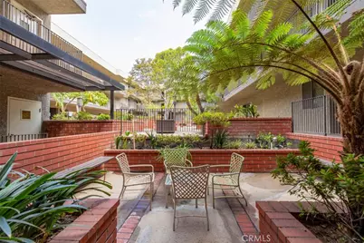 125 W Mountain Street #102, Glendale, CA 91202 - Photo 21