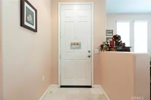 16652 Nicklaus Dr, Sylmar, CA 91342 - Photo 3