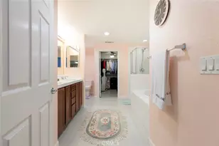 16652 Nicklaus Dr, Sylmar, CA 91342 - Photo 19