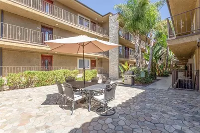 3220 Altura Avenue #217, Glendale, CA 91214 - Photo 21