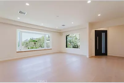 401 Brockmont Drive, Glendale, CA 91202 - Photo 7