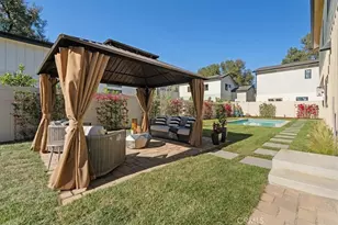 21811 San Jose St, Chatsworth, CA 91311 - Photo 57