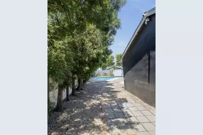 5521 McLennan, Encino, CA 91436 - Photo 25