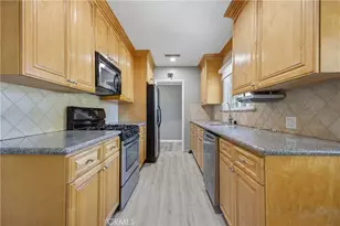 5521 McLennan Ave, Encino, CA 91436 - Photo 13