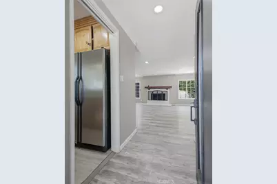 5521 McLennan, Encino, CA 91436 - Photo 5