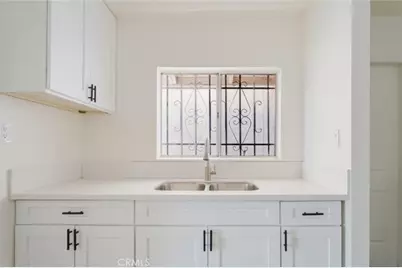 5253 Fountain Avenue, Los Angeles, CA 90029 - Photo 25