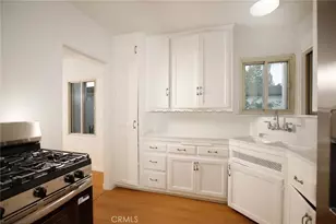 2104 N Pass, Burbank, CA 91505 - Photo 11