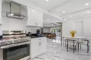 9253 White Oak Ave, Northridge, CA 91325 - Photo 17