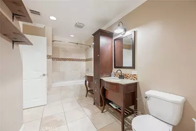 228 N Alexander Avenue, San Fernando, CA 91340 - Photo 13