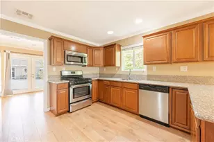 228 N Alexander Ave, San Fernando, CA 91340 - Photo 9