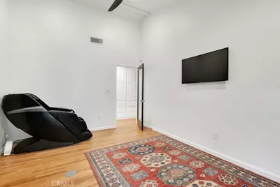 6013 Lubao Avenue, Woodland Hills, CA 91367 - Photo 23