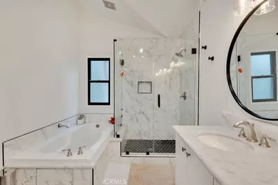6013 Lubao Avenue, Woodland Hills, CA 91367 - Photo 17