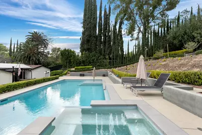 6013 Lubao Avenue, Woodland Hills, CA 91367 - Photo 27