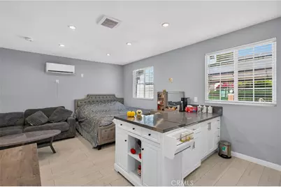12327 Saticoy Street, North Hollywood, CA 91605 - Photo 39