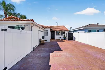 12327 Saticoy Street, North Hollywood, CA 91605 - Photo 3