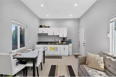 12327 Saticoy Street, North Hollywood, CA 91605 - Photo 33