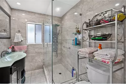 12327 Saticoy Street, North Hollywood, CA 91605 - Photo 21