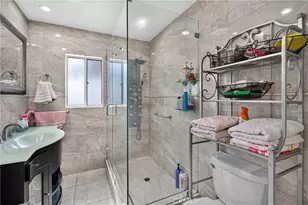 12327 Saticoy St, North Hollywood, CA 91605 - Photo 21