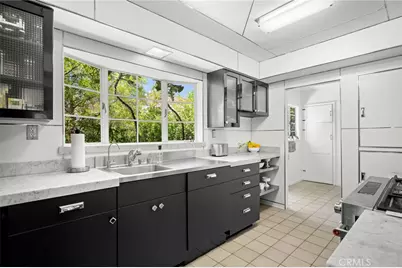 1319 Rossmoyne, Glendale, CA 91207 - Photo 9