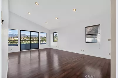1425 Columbia Dr, Glendale, CA 91205 - Photo 23