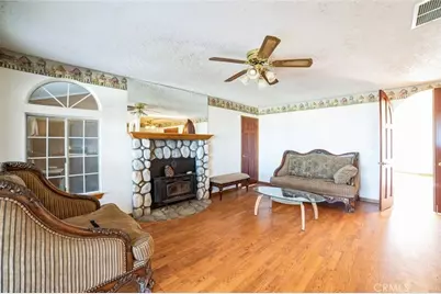 3010 Silver Ridge Drive, Pinon Hills, CA 92372 - Photo 15