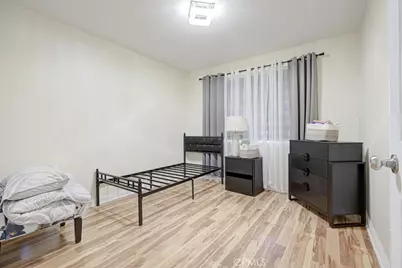 11377 Gaynor Ave, Granada Hills, CA 91344 - Photo 21