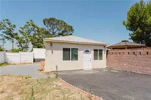 10423 McClemont Ave, Tujunga, CA 91042 - Photo 41