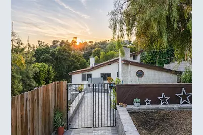 11899 East, Sylmar, CA 91342 - Photo 1