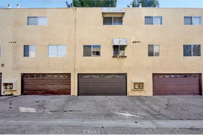 9745 Via Roma, Burbank, CA 91504 - Photo 17