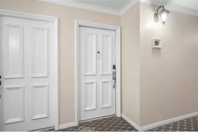3481 Stancrest Drive #206, Glendale, CA 91208 - Photo 3