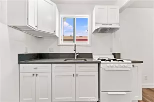 11917 Burton St, North Hollywood, CA 91605 - Photo 27