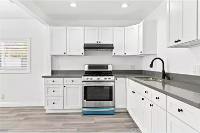 11917 Burton Street, North Hollywood, CA 91605 - Photo 5