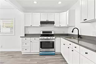 11917 Burton St, North Hollywood, CA 91605 - Photo 5