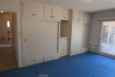 7927 Kentwood Avenue, Los Angeles, CA 90045 - Photo 21