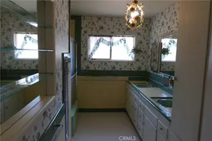 7927 Kentwood Ave, Los Angeles, CA 90045 - Photo 19