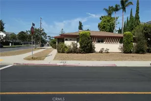 7927 Kentwood Ave, Los Angeles, CA 90045 - Photo 3