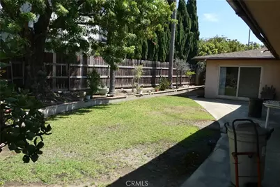 7927 Kentwood Avenue, Los Angeles, CA 90045 - Photo 43