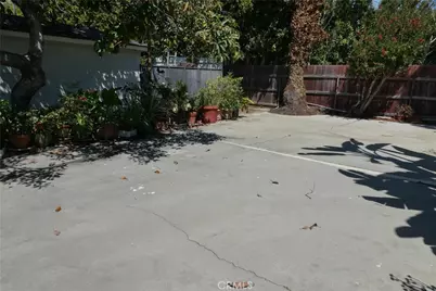 7927 Kentwood Avenue, Los Angeles, CA 90045 - Photo 39