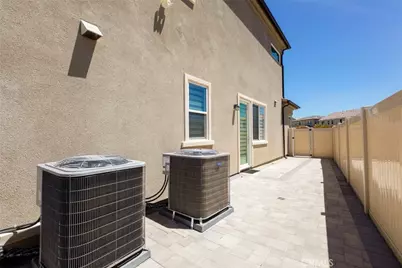 28619 Bloom, Saugus, CA 91350 - Photo 55