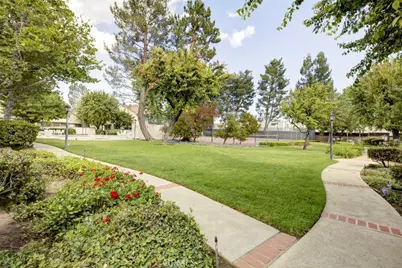 8330 Penfield, Winnetka, CA 91306 - Photo 27