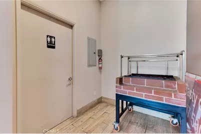 13661 Vanowen Street, Van Nuys, CA 91405 - Photo 11