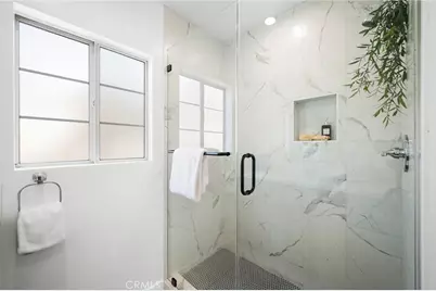 9506 Sandusky Avenue, Los Angeles, CA 91331 - Photo 19