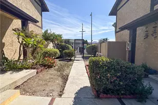 8601 Sunland Blvd, Los Angeles, CA 91352 - Photo 33