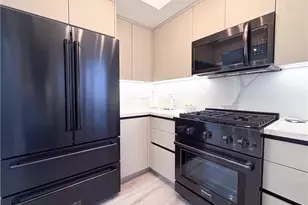 8601 Sunland Blvd, Los Angeles, CA 91352 - Photo 9