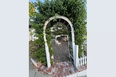 2484 Cambridge, Fullerton, CA 92835 - Photo 37